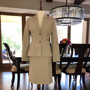Chic Express Plaid 2 Piece Suit